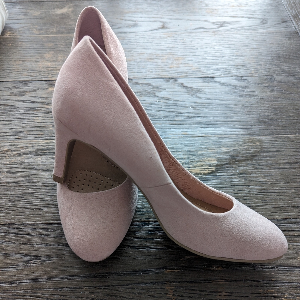 Pink Pumps